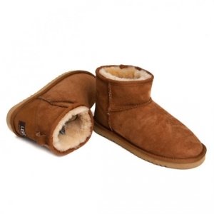UGG Classic Mini
