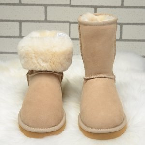 UGG Classic Short Beige