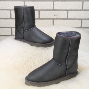 UGG Classic Short leather Gray