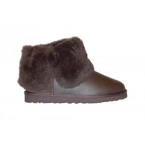 UGG Bailey Button