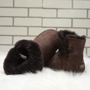 UGG Bailey Button Mini