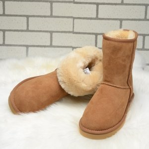 UGG Classic Short Dust