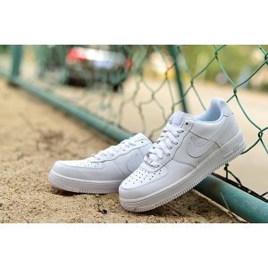 Nike Air Force 1 Mid 