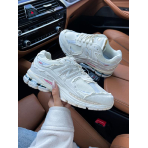Кроссовки New Balance 2002r Protection Pack Sea Salt (белые)