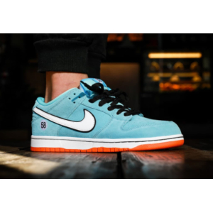Nike SB Dunk Low Gulf