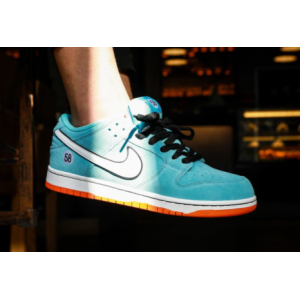 Nike SB Dunk Low Gulf