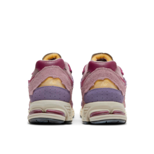 Кроссовки New Balance 2002 R Protection Pack Pink мультиколор
