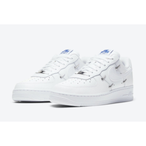 Кроссовки Nike Air Force 1’07 LX white