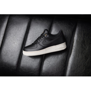Кроссовки Nike Air Force 1 Premium Black Pack
