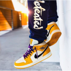 Кроссовки Nike Air Jordan 1 Mid Lakers