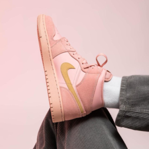 Кроссовки Nike Air Jordan 1 Mid SE Coral Stardust