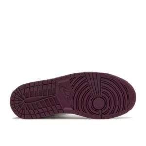 Кроссовки Nike Air Jordan 1 Retro High Bordeaux
