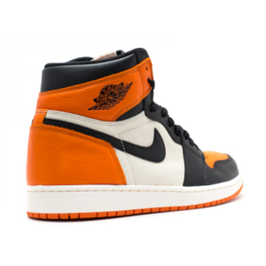 Кроссовки Nike Air Jordan 1 Retro Black/Orange/White