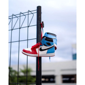 Кроссовки Nike Air Jordan 1 High OG Fearless