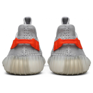 Кроссовки Adidas Yeezy Boost 350 v2 TAIL LIGHT