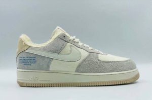 Зимние замшевые Nike Air Force на меху