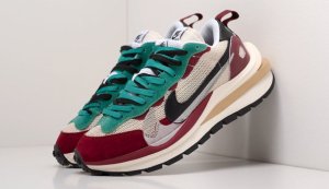 Кроссовки Nike x Sacai WaporWaffle (бордо-зеленые)